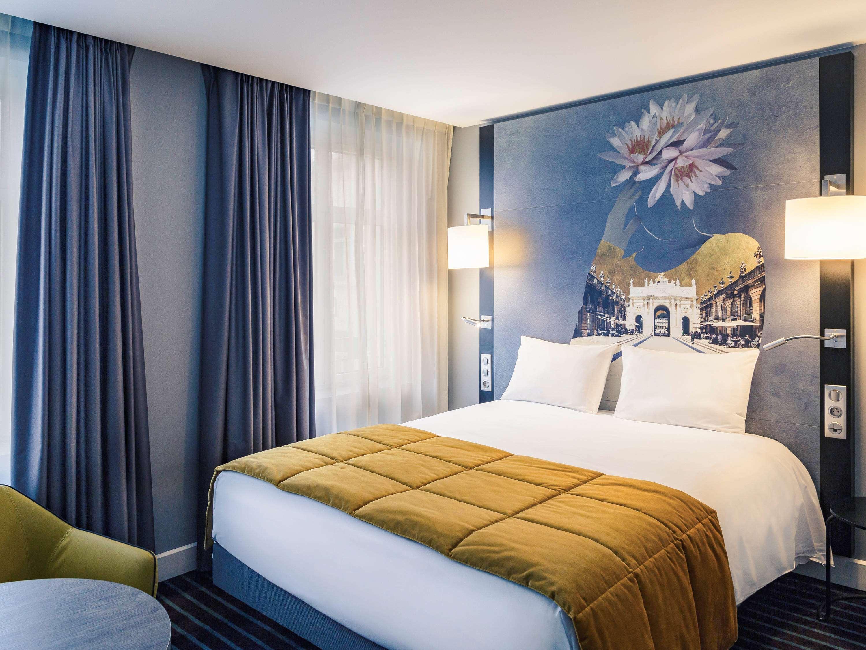 Mercure Nancy Centre Place Stanislas Esterno foto