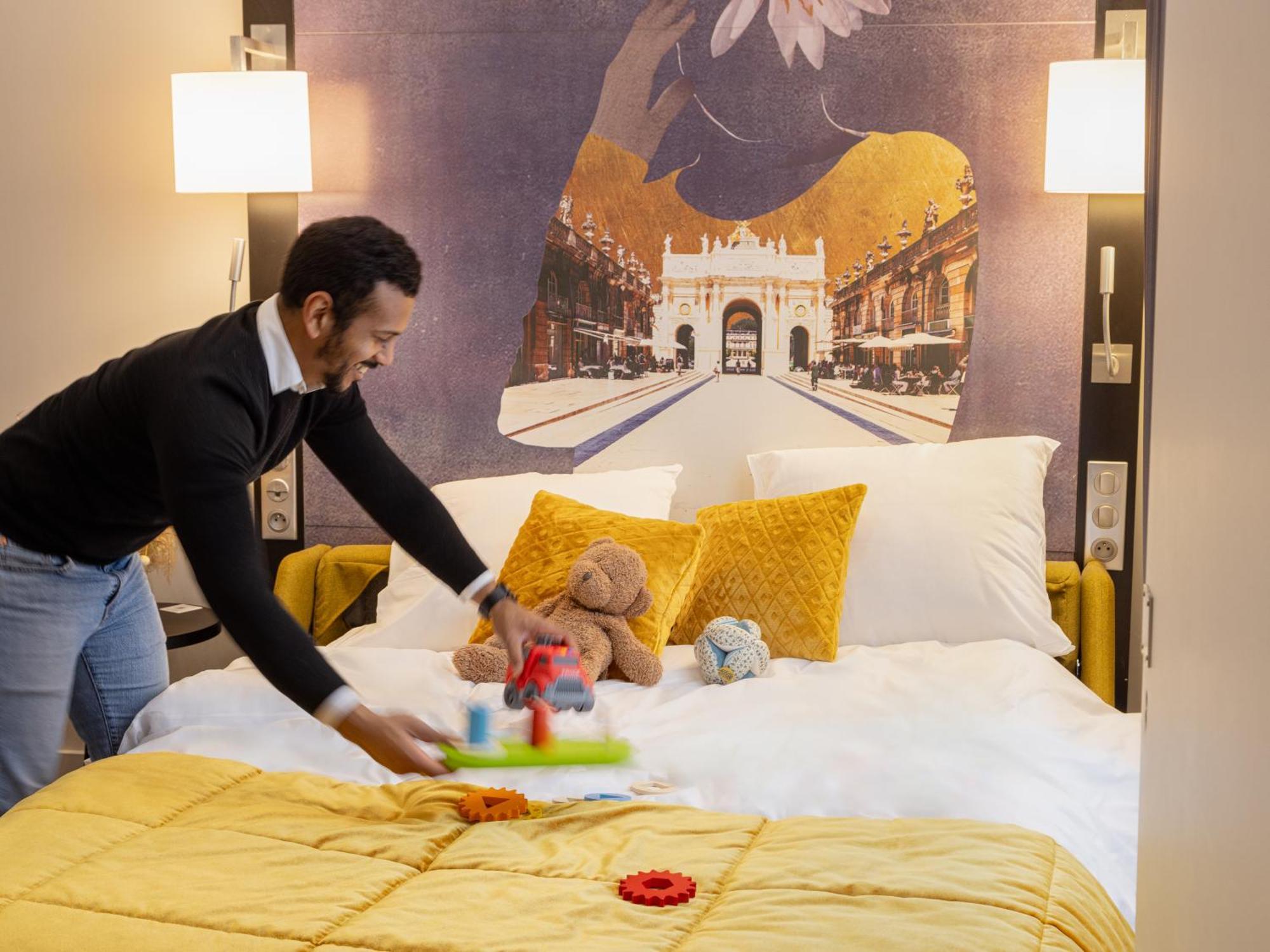 Mercure Nancy Centre Place Stanislas Esterno foto